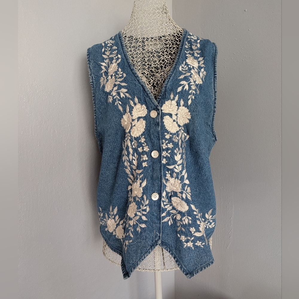 Fashion Bug White Floral Embroidered Jean Vest